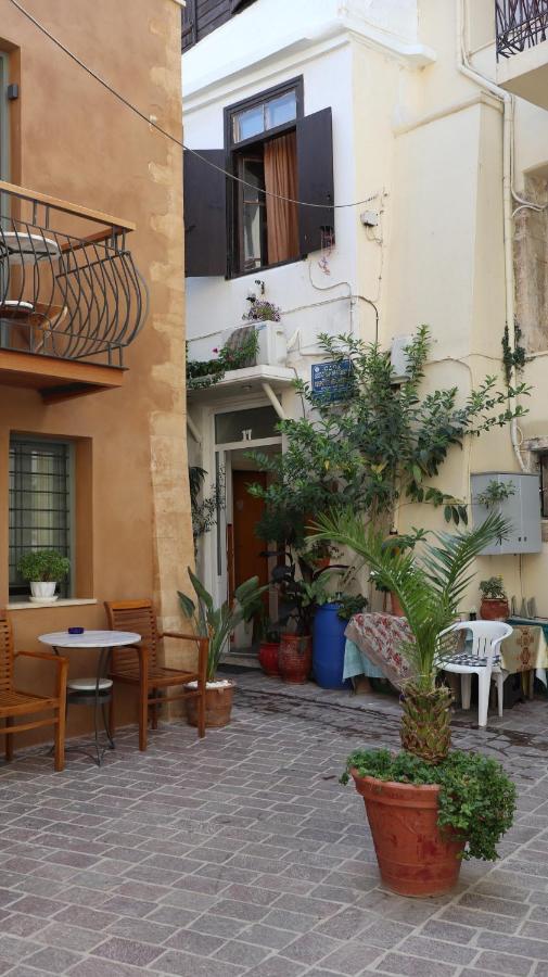 White Houses In The Heart Of Chania Ханья Экстерьер фото